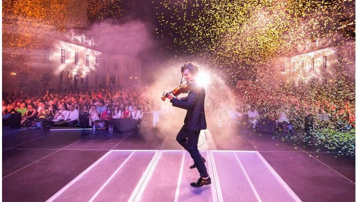 Milujete soundtracky z filmov? Filip Jančík prináša 9 unikátnych koncertov filmovej hudby.