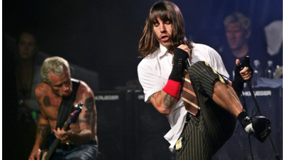 Úspech, sláva a ilúzie. Ako sa Red Hot Chili Peppers pred 30 rokmi dostali na vrchol