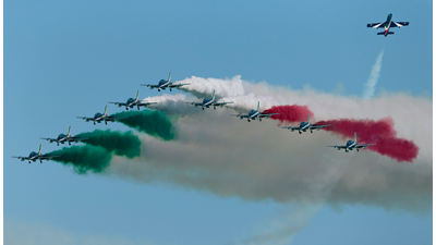 Nebo nad Bratislavou bude v piatok patriť Frecce Tricolori!