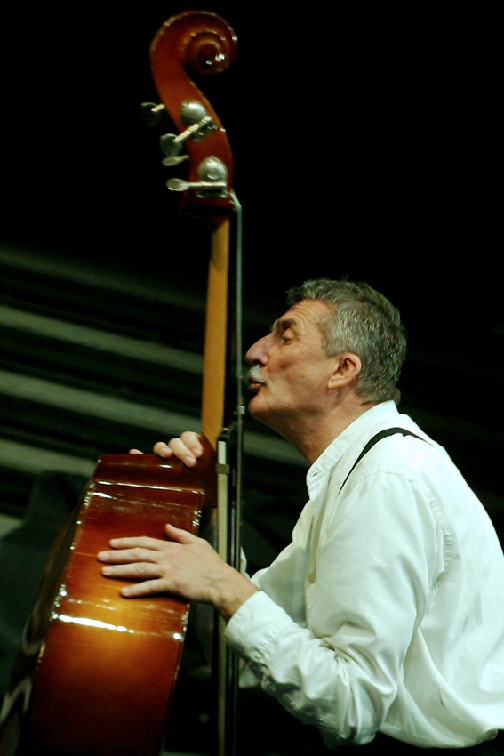 Kontrabas - ZRUŠENÉ